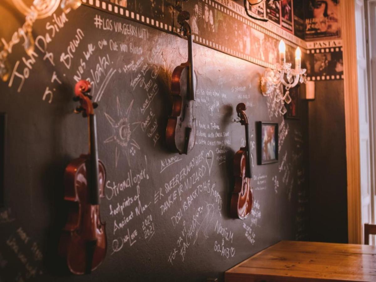 Barrel And Blues Inn Swellendam Esterno foto
